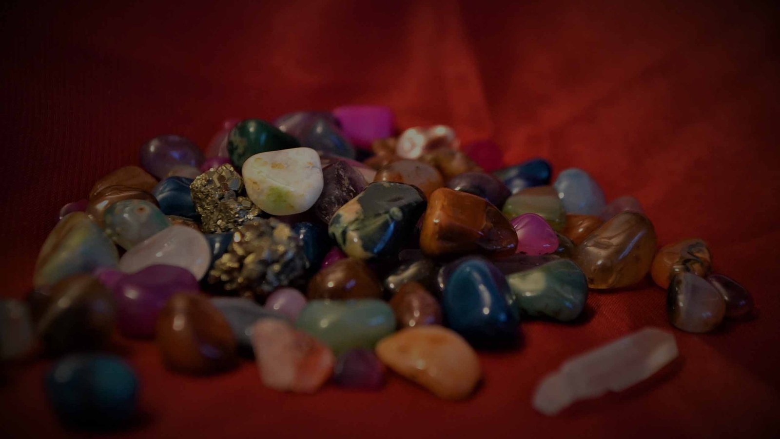 Esoteric wholesale crystals in UK
